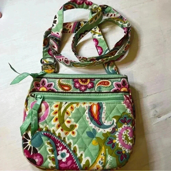 Vera Bradley Green Floral Women's Bag - Picture 6 of 6